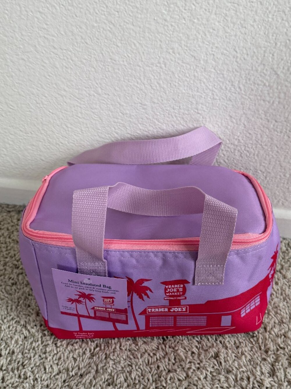 Trader Joe's Insulated Mini Cooler Lunch Bag Purple Pink NWT - Picture 2 of 5